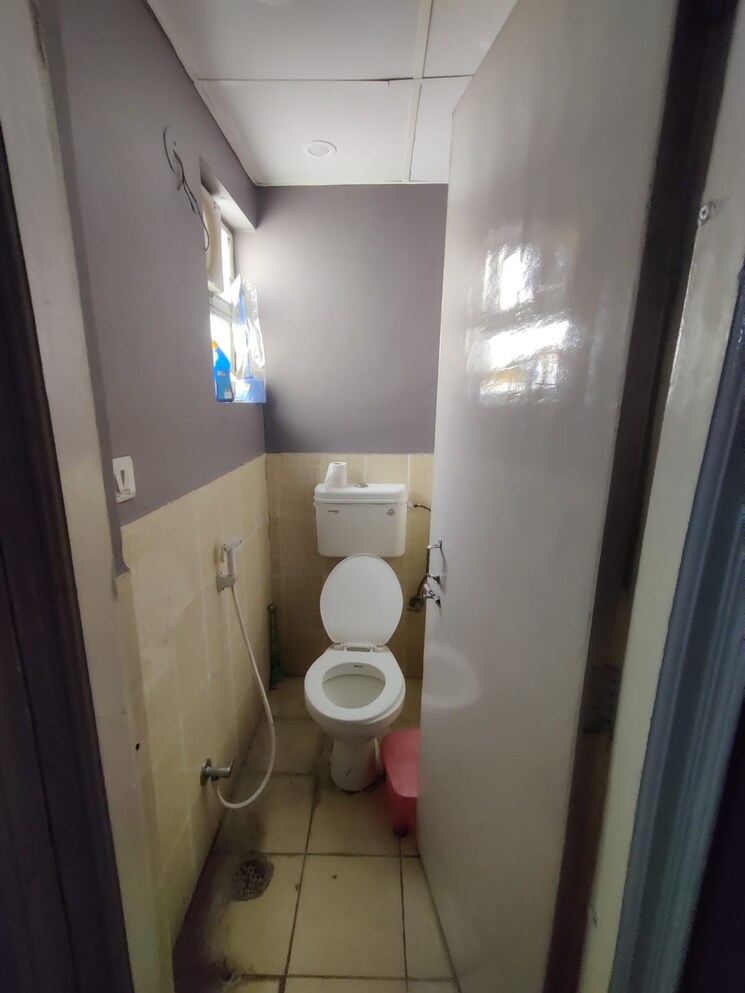 Bathroom, hcbs-sports-ville 1 Bedroom 478 Sq.Ft. Apartment In Sohna Sector 35 Gurgaon 8898787