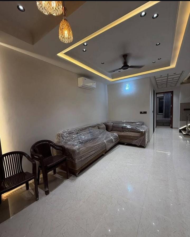 3 BHK + Pooja Room Builder Floor For Sale in Builder Floor
