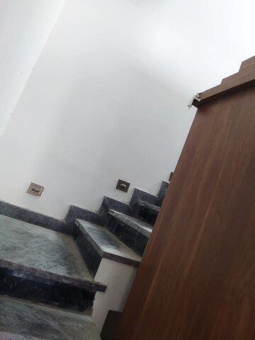 Furnished Amenities in 5 BHK Independent House at Manju Nilaya, Abbigere – for Sale