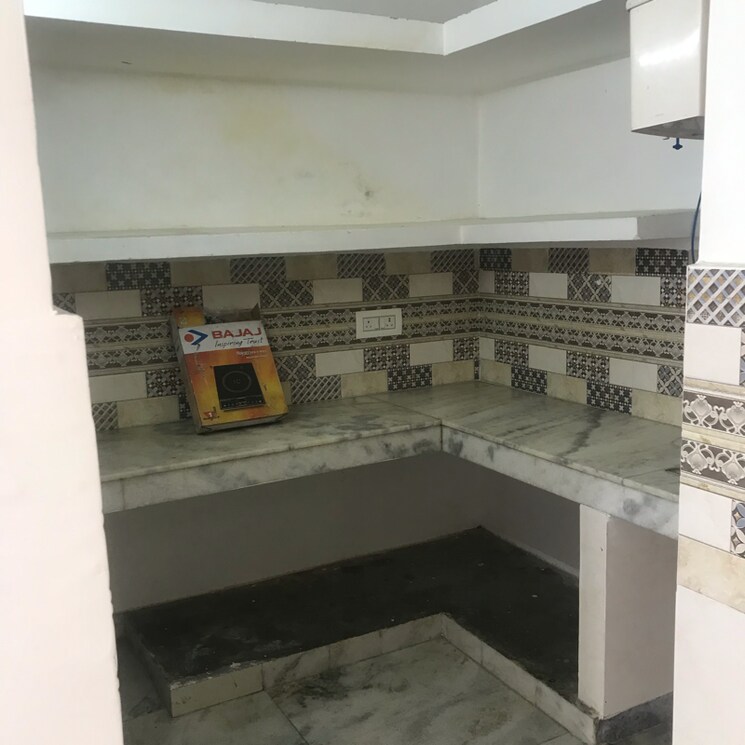 Kitchen, lajpat nagar i 1 RK 350 Sq.Ft. Builder Floor In Lajpat Nagar I Delhi 8898896