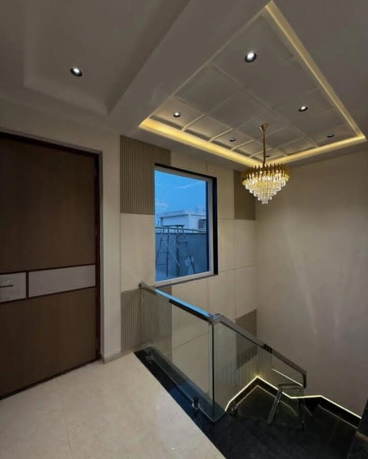 undefined, sector 33 3 Bedroom 2025 Sq.Ft. Builder Floor In Sector 33 Faridabad 8898880