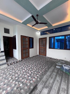 Bedroom in 3 BHK Independent House at Banjarawala – for Sale