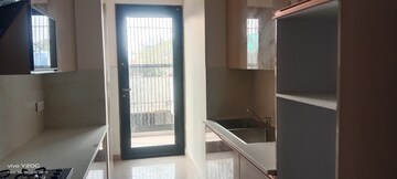 Bathroom in 3 BHK Builder Floor at Ardee City, Sector 52 – for Sale