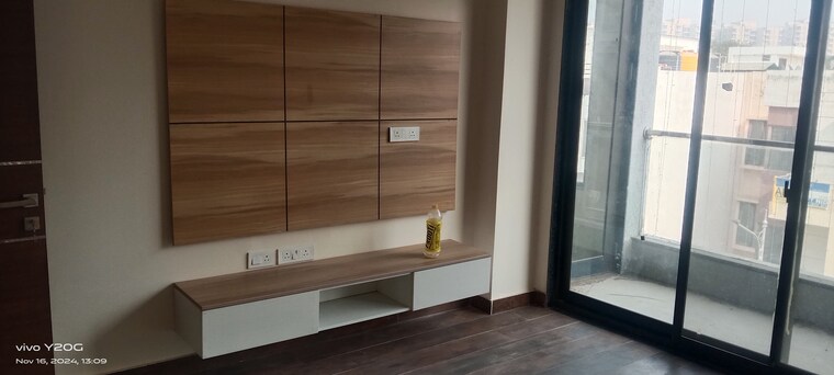 Room, ardee-city 3 Bedroom 1700 Sq.Ft. Builder Floor In Sector 52 Gurgaon 8898954