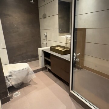 Bathroom in 3.5 BHK Builder Floor at New Rajinder Nagar – for Sale