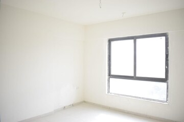Room in 3.5 BHK Apartment at Goel Ganga Utopia, Bavdhan – for Sale