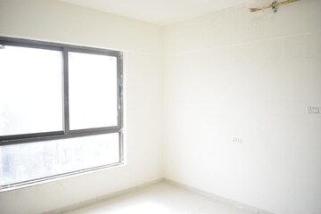 Room in 3.5 BHK Apartment at Goel Ganga Utopia, Bavdhan – for Sale
