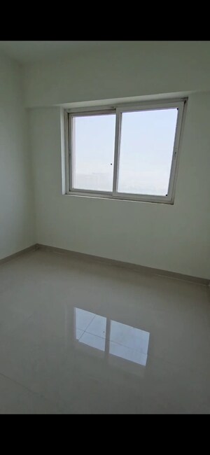 Room in 3 BHK Apartment at Mahagun Mirabella, Sector 79 – for Sale