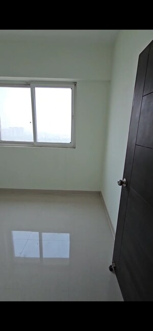 Furnished Amenities in 3 BHK Apartment at Mahagun Mirabella, Sector 79 – for Sale