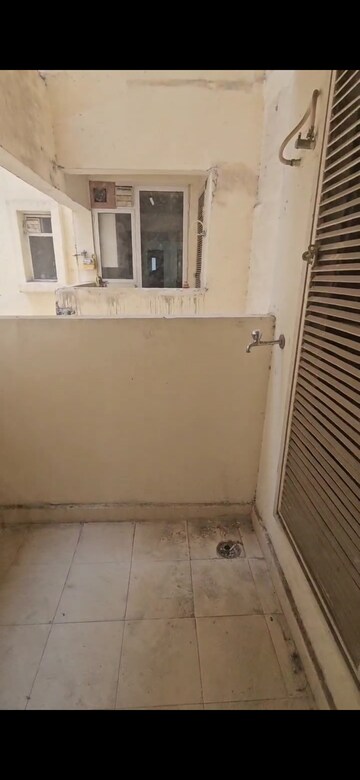 Bathroom in 3 BHK Apartment at Mahagun Mirabella, Sector 79 – for Sale
