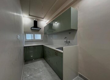 Kitchen in 4 BHK Builder Floor at Sector 32 – for Sale