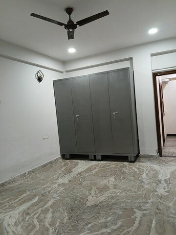 Furnished Amenities in 2 BHK Villa at RWA Apartments Sector 116, Sector 116 – for Rent