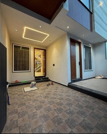 3 BHK Builder Floor For Rent in Sector 28