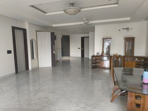 Gym in 3 BHK Apartment at Unitech The Residences Gurgaon, Sector 33 – for Sale