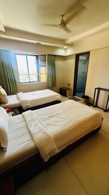 Bedroom in 3 BHK Apartment at Sterling Seaface, Worli – for Rent