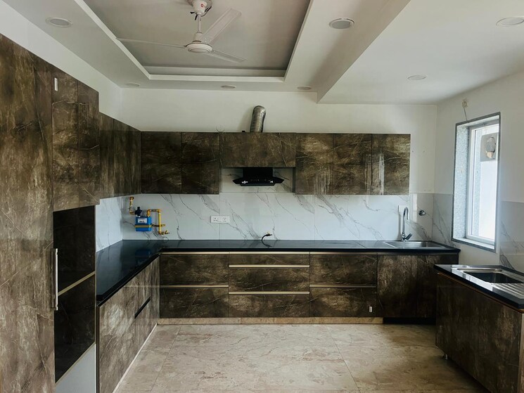 Kitchen, palam vihar 4 Bedroom 3000 Sq.Ft. Builder Floor In Palam Vihar Gurgaon 8899117