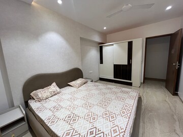 Bedroom in 3 BHK Apartment at Acropolis CHS, Vile Parle West – for Rent