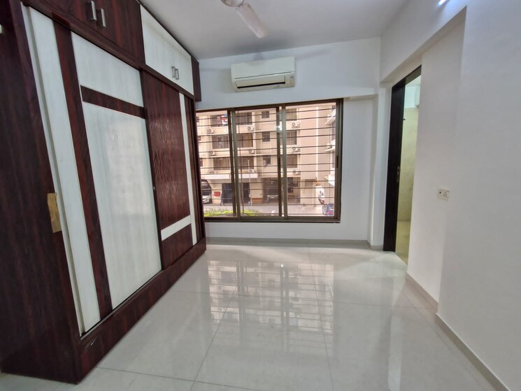 Room, omkar-chs-kurla-east 2 Bedroom 700 Sq.Ft. Apartment In Kurla East Mumbai 8899110