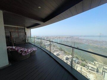 Balcony in 5 BHK Apartment at Bayview Terraces, Prabhadevi – for Rent
