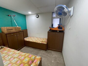 Furnished Amenities in 5 BHK Apartment at Bayview Terraces, Prabhadevi – for Rent