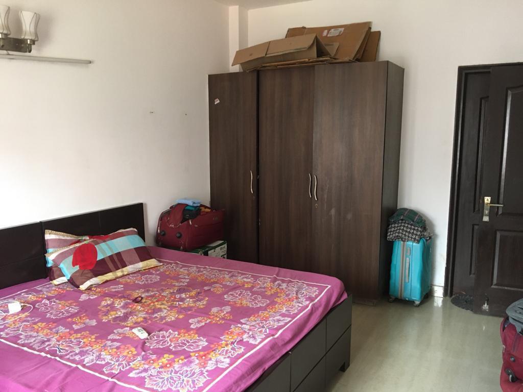 3 BHK Builder Floor For Sale in M2K The White House