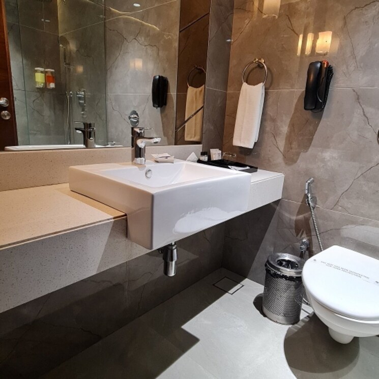 Master Bedroom, laxmi nagar 4 Bedroom 3000 Sq.Ft. Builder Floor In Laxmi Nagar Delhi 8899183