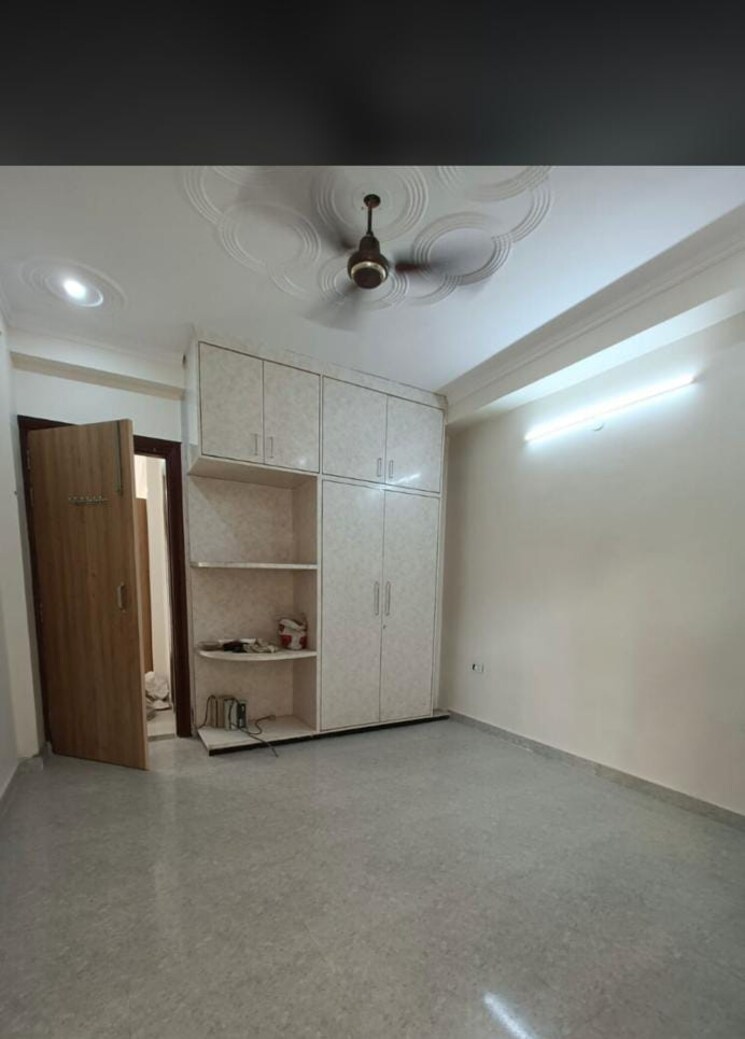 Room, shree-vardhman-victoria 3 Bedroom 1950 Sq.Ft. Apartment In Sector 70 Gurgaon 8899197