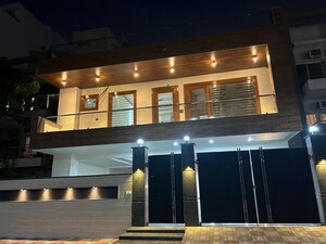 4 BHK Independent House For Sale in Puri Aman Vilas, Sector 89