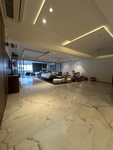 Living Room in 4 BHK Apartment at Satra Signature, Vile Parle West – for Rent