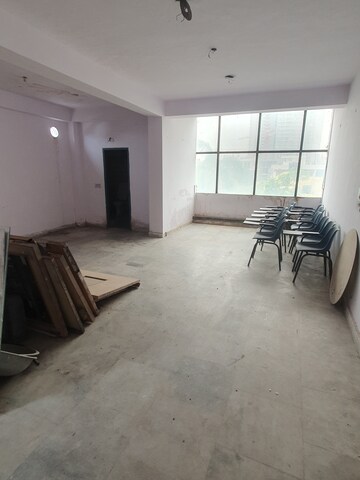 Staircase in  Office Space in IT/SEZ at Lucky Plaza, Vasundhara Sector 12 – for Sale