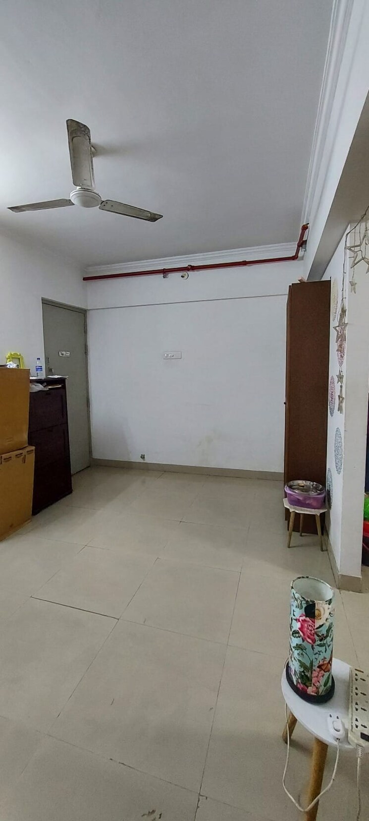Room, shell-colony 1 Bedroom 400 Sq.Ft. Apartment In Chembur Mumbai 8899253