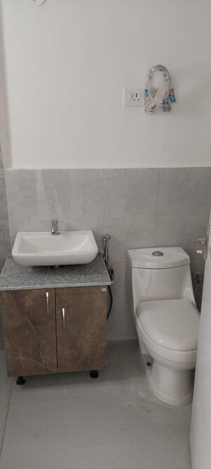 Bathroom in 2 BHK Apartment at Suncity Avenue 76, Sector 76 – for Sale