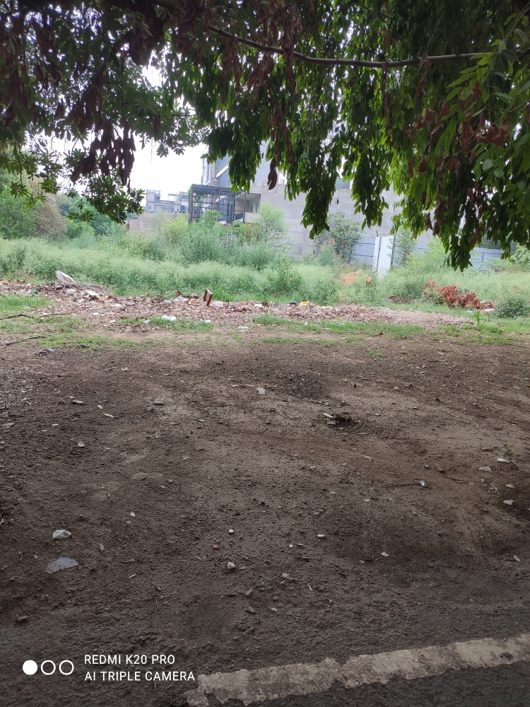 Plot For Sale in Sushant Lok II