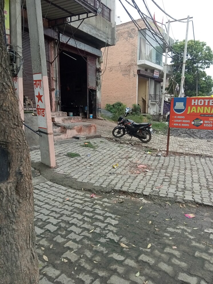 Exterior View, gohana road Commercial Showroom 105 Sq.Yd. In Gohana Road Panipat 8899293