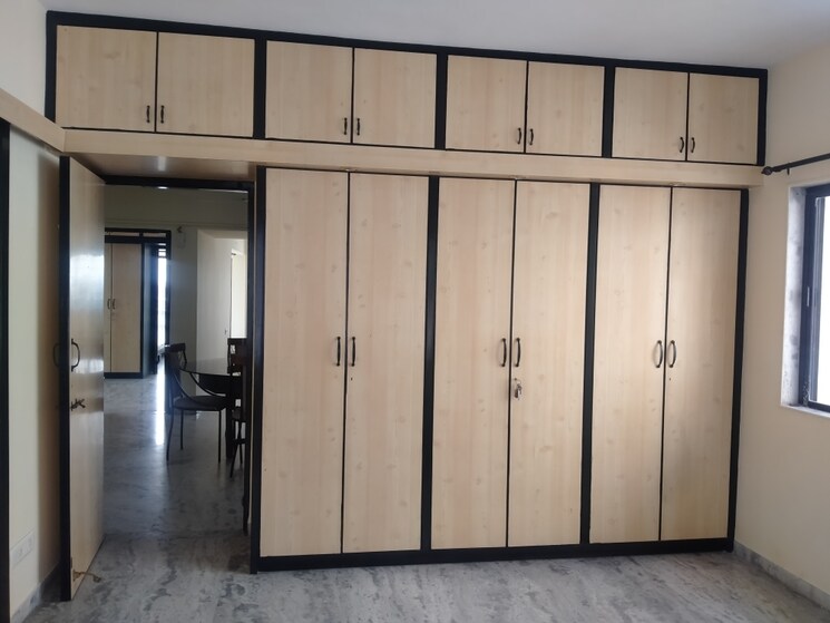 Room, parley point 3 Bedroom 1700 Sq.Ft. Apartment In Parley Point Surat 8899299