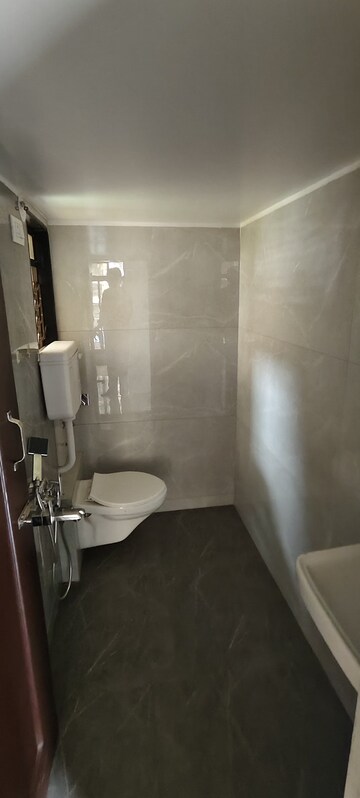 Bathroom in 1 BHK Apartment at Sai Cloudberry, Nalasopara West – for Sale