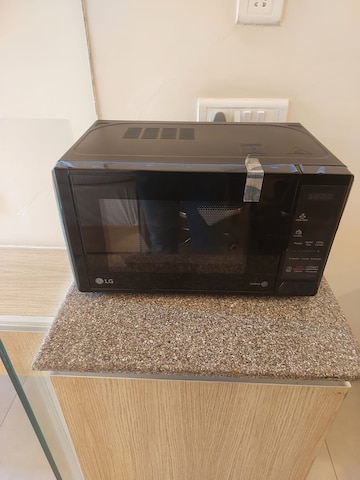 Furnished Amenities in Studio Apartment at Gaur City Mall, Sector 4 Greater Noida – for Rent