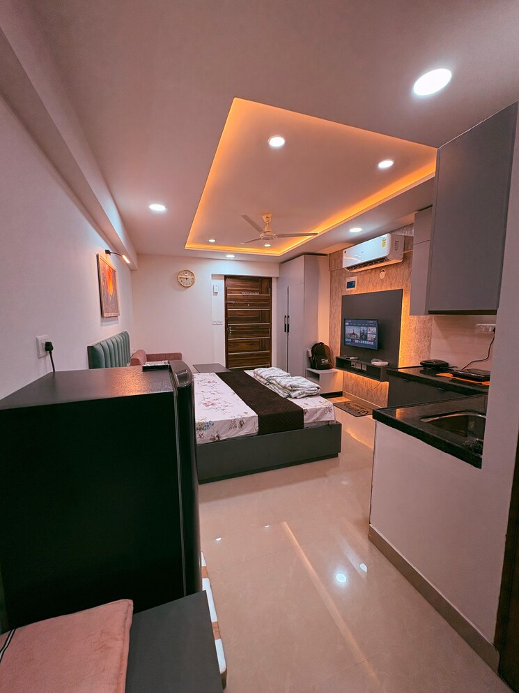 Kitchen, okay-plus-solitaire-suites Studio 403 Sq.Ft. Apartment In Ramnagariya Jaipur 8899344