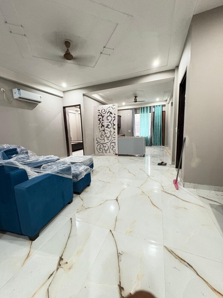 Master Bedroom, sector 52 4 Bedroom 460 Sq.Yd. Builder Floor In Sector 52 Gurgaon 8899445