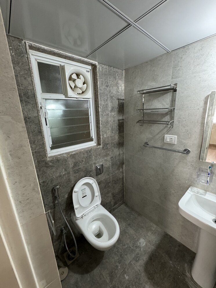 Bathroom, konark-towers 2 Bedroom 723 Sq.Ft. Apartment In Balewadi Pune 8899451