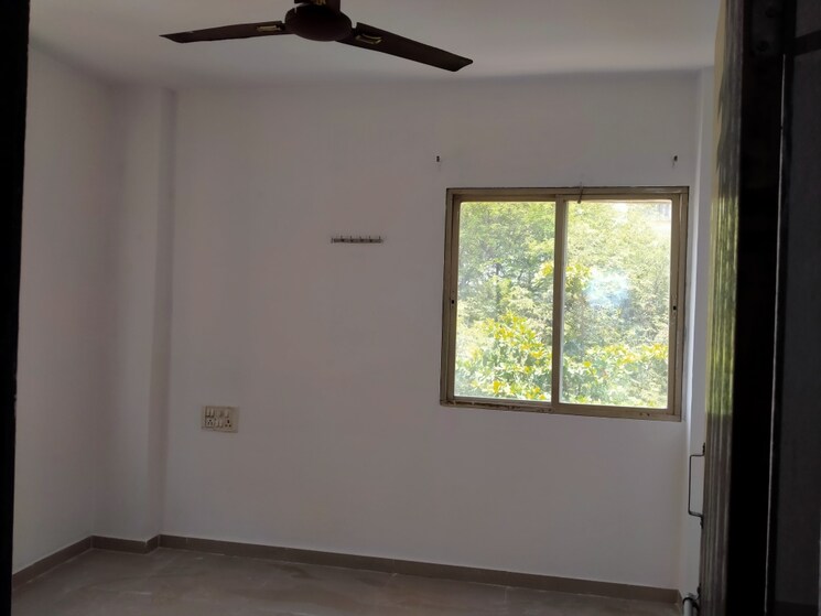Room, abhva 1 Bedroom 840 Sq.Ft. Apartment In Abhva Surat 8899533
