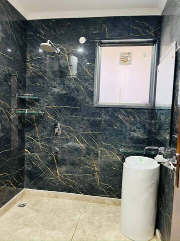 Balcony in 3 BHK Builder Floor at Sector 27 – for Rent