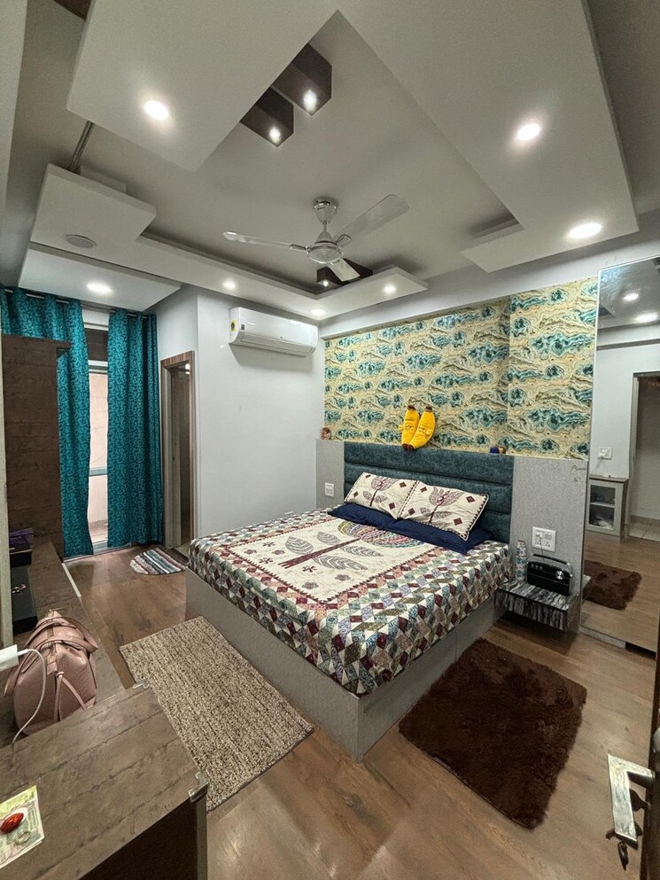 Bedroom, wave-executive-floors 2 Bedroom 900 Sq.Ft. Apartment In Wave City Ghaziabad 8899557