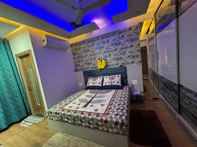 Bedroom, wave-executive-floors 2 Bedroom 900 Sq.Ft. Apartment In Wave City Ghaziabad 8899557