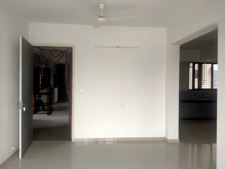 Room, althan 3 Bedroom 1616 Sq.Ft. Apartment In Althan Surat 8899595