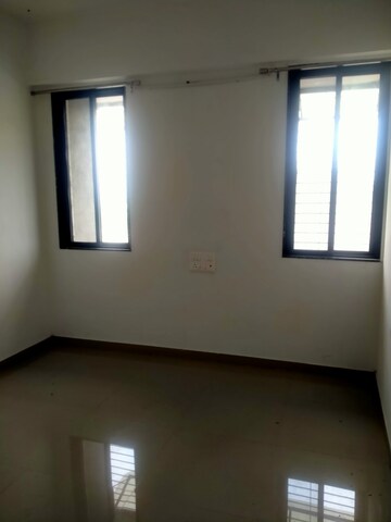 Room in 3 BHK Apartment at Althan – for Rent
