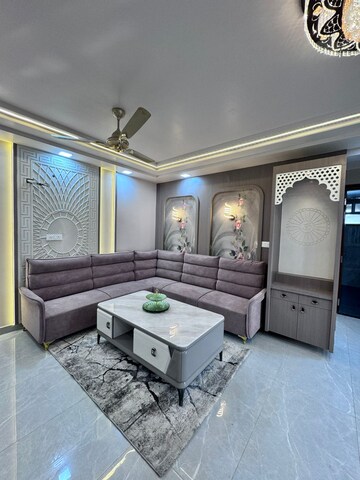 Living Room in 4 BHK Apartment at Vasant Vihar – for Rent