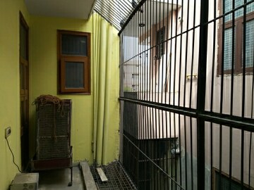 Room in  Pg at Gyan Khand ii – for Rent