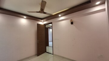 Room in 3 BHK Apartment at Highland Park Chandigarh, Bhabat – for Rent