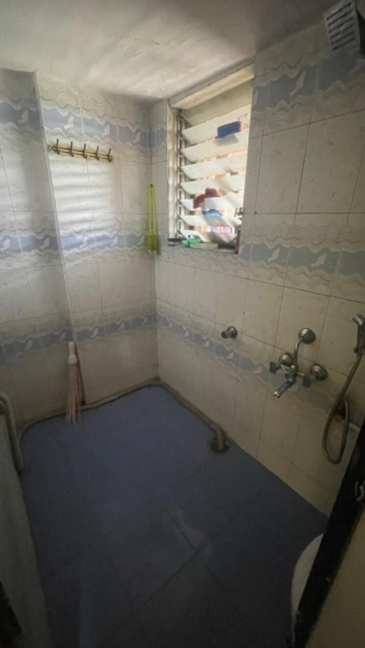 Bathroom, bhumiraj-abode 1.5 Bedroom 508 Sq.Ft. Apartment In Sanpada Navi Mumbai 8899687